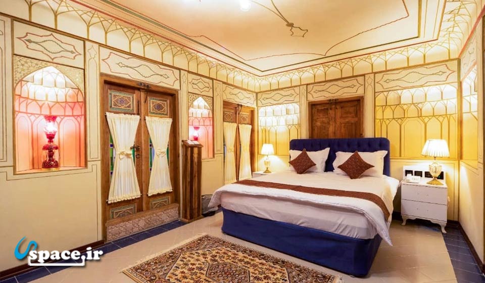 نمای داخلی اتاق حافظ - بوتیک هتل کاخ سرهنگ - اصفهان