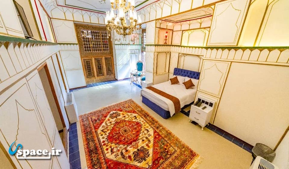 نمای داخلی اتاق فردوسی - بوتیک هتل کاخ سرهنگ - اصفهان